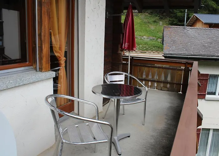 Silberdistel, Saastalstrasse 178 *