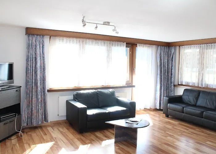 Silberdistel, Saastalstrasse 178 *